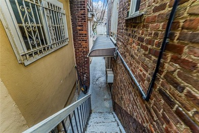 3 family brick home. 2249 SQFT of living space. A great - photo 6