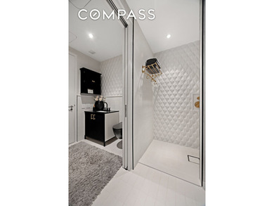 *Residence 3E is defined by what no other E-line residence at - photo 13