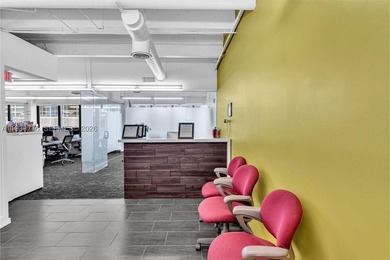 Solid Investment - South Beach Office Space Fully Equipped & - photo 17