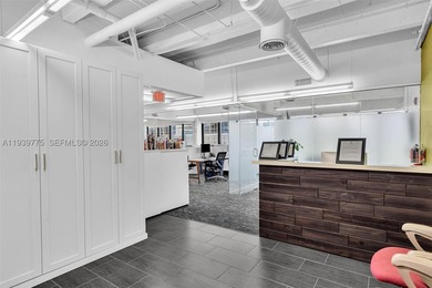 Solid Investment - South Beach Office Space Fully Equipped & - photo 19