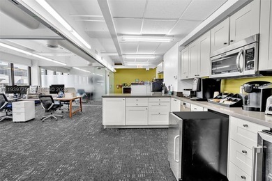 Solid Investment - South Beach Office Space Fully Equipped & - photo 28