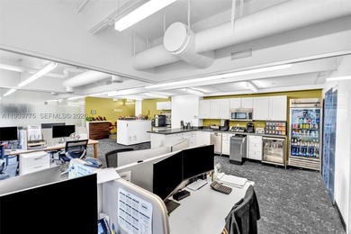 Solid Investment - South Beach Office Space Fully Equipped & - photo 29