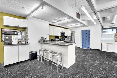 Solid Investment - South Beach Office Space Fully Equipped & - photo 30