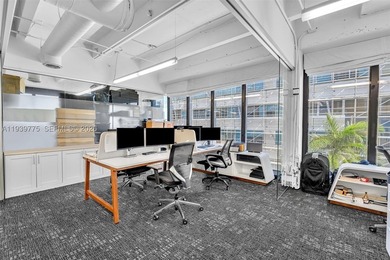 Solid Investment - South Beach Office Space Fully Equipped & - photo 34