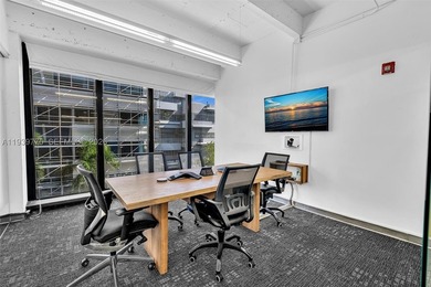 Solid Investment - South Beach Office Space Fully Equipped & - photo 37