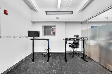 Solid Investment - South Beach Office Space Fully Equipped & - photo 46