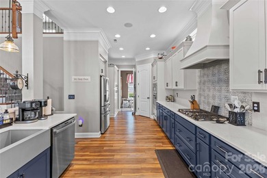Welcome to the charming Glen Grove community, convenient to all - photo 10