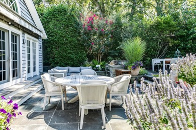 Discover the timeless coastal charm and the natural luxury of - photo 3