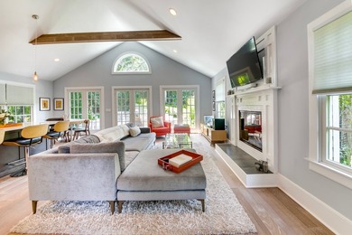 Discover the timeless coastal charm and the natural luxury of - photo 9