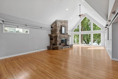 Rare opportunity on the Mississippi River! Set on a beautiful - photo 8