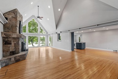 Rare opportunity on the Mississippi River! Set on a beautiful - photo 9