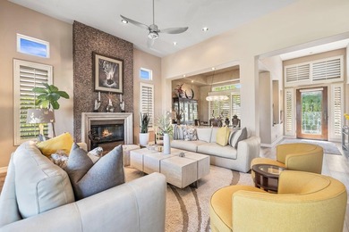 Wake up to spectacular sunrises and tranquil water views in this - photo 15