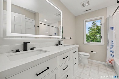 Nestled in a prestigious cul-de-sac in southern New Fairfield - photo 16