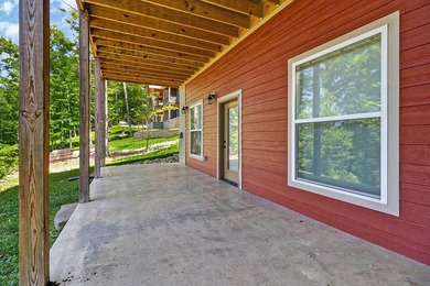 This gorgeous lake cottage has an awesome view of Dale Hollow - photo 19