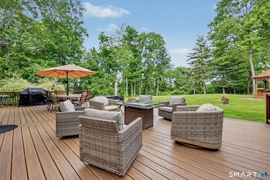 Nestled in a prestigious cul-de-sac in southern New Fairfield - photo 24