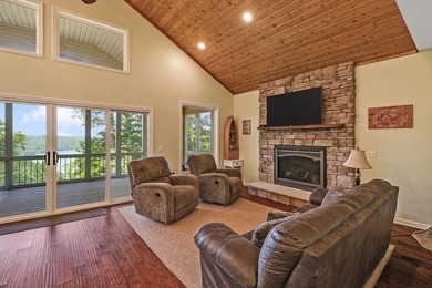 This gorgeous lake cottage has an awesome view of Dale Hollow - photo 24