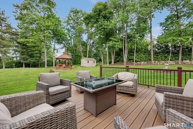 Nestled in a prestigious cul-de-sac in southern New Fairfield - photo 25