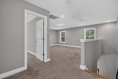 Experience the golf course lifestyle, complete with luxurious - photo 28