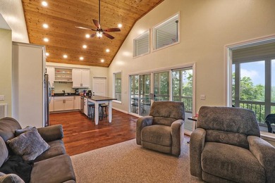 This gorgeous lake cottage has an awesome view of Dale Hollow - photo 30