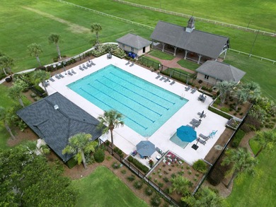 Experience the golf course lifestyle, complete with luxurious - photo 51