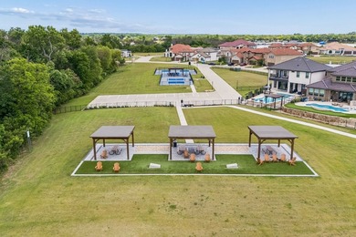 Welcome to 6212 Lakeside-an exceptional waterfront retreat on - photo 38