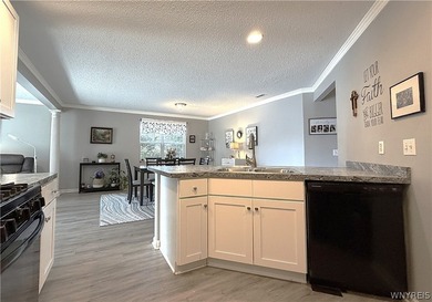 Welcome home to this beautifully maintained, move-in ready - photo 8