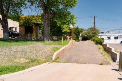 Where Home Meets Opportunity in Nob Hill. This unique MX-L zoned