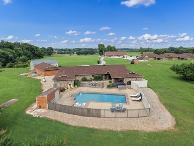 Investor opportunity near Cassville! This 20 unit complex - photo 22