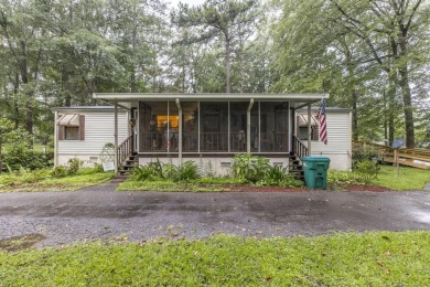 Lake Sinclair Home Sale Pending in Milledgeville Georgia