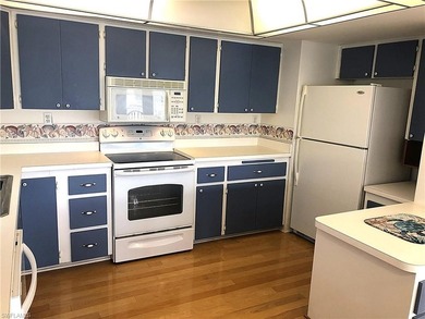 Now offered at $31,000 below the appraised value of $900,000 - photo 11