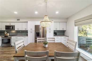 Welcome to your rare waterfront Winter retreat in The Islands at - photo 12