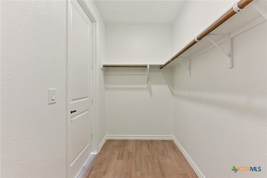 Spieth plan with upgraded kitchen, quartz countertops, upgraded - photo 21