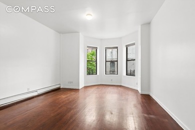 VALUE-PLAY IN CENTRAL HARLEM Located on a quiet, tree-lined - photo 22