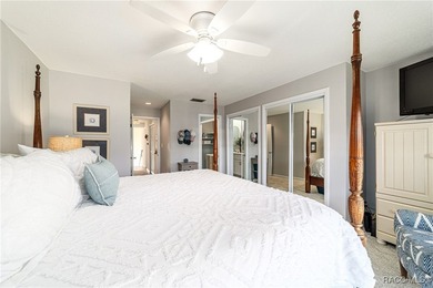 Welcome to your rare waterfront Winter retreat in The Islands at - photo 23