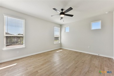 Spieth plan with upgraded kitchen, quartz countertops, upgraded - photo 29