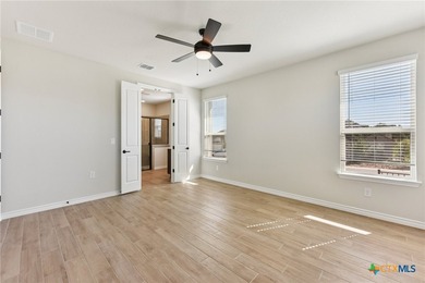 Spieth plan with upgraded kitchen, quartz countertops, upgraded - photo 30