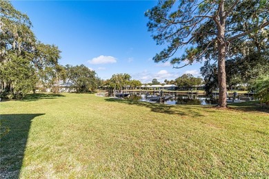 Welcome to your rare waterfront Winter retreat in The Islands at - photo 36
