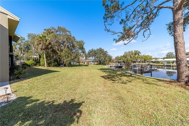 Welcome to your rare waterfront Winter retreat in The Islands at - photo 37
