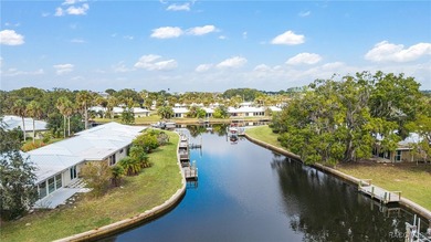 Welcome to your rare waterfront Winter retreat in The Islands at - photo 39