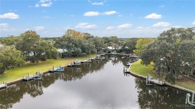 Welcome to your rare waterfront Winter retreat in The Islands at - photo 40