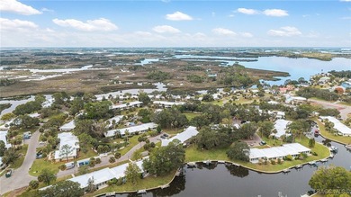 Welcome to your rare waterfront Winter retreat in The Islands at - photo 42