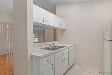 Welcoming 3 bedroom, 2 bath home in the Oakleaf Villas Community - photo 13