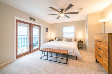 A Rare Lakefront Retreat on Lake Worth, 20 MIN. NW of Down Town - photo 18