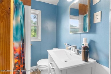Welcome to 14133 North Ave in Bellevue, a truly - photo 10