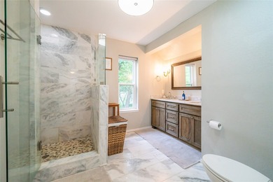 A Rare Lakefront Retreat on Lake Worth, 20 MIN. NW of Down Town - photo 22