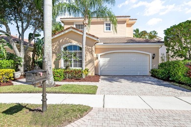 Updated modern with sweeping water views, 4 bdrm, study and 2nd - photo 33