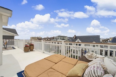 JUST FOUR HOMES FROM THE BEACH! Welcome to one of the most - photo 42