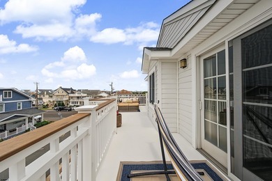 JUST FOUR HOMES FROM THE BEACH! Welcome to one of the most - photo 45