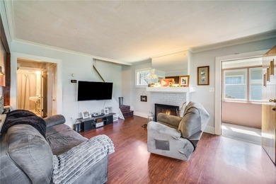 Welcome home to this charming 4-bedroom bungalow, where comfort - photo 7