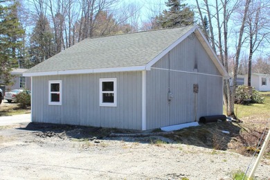 Birchtree Meadows consists of 42 homes and could add up to 6 - photo 11